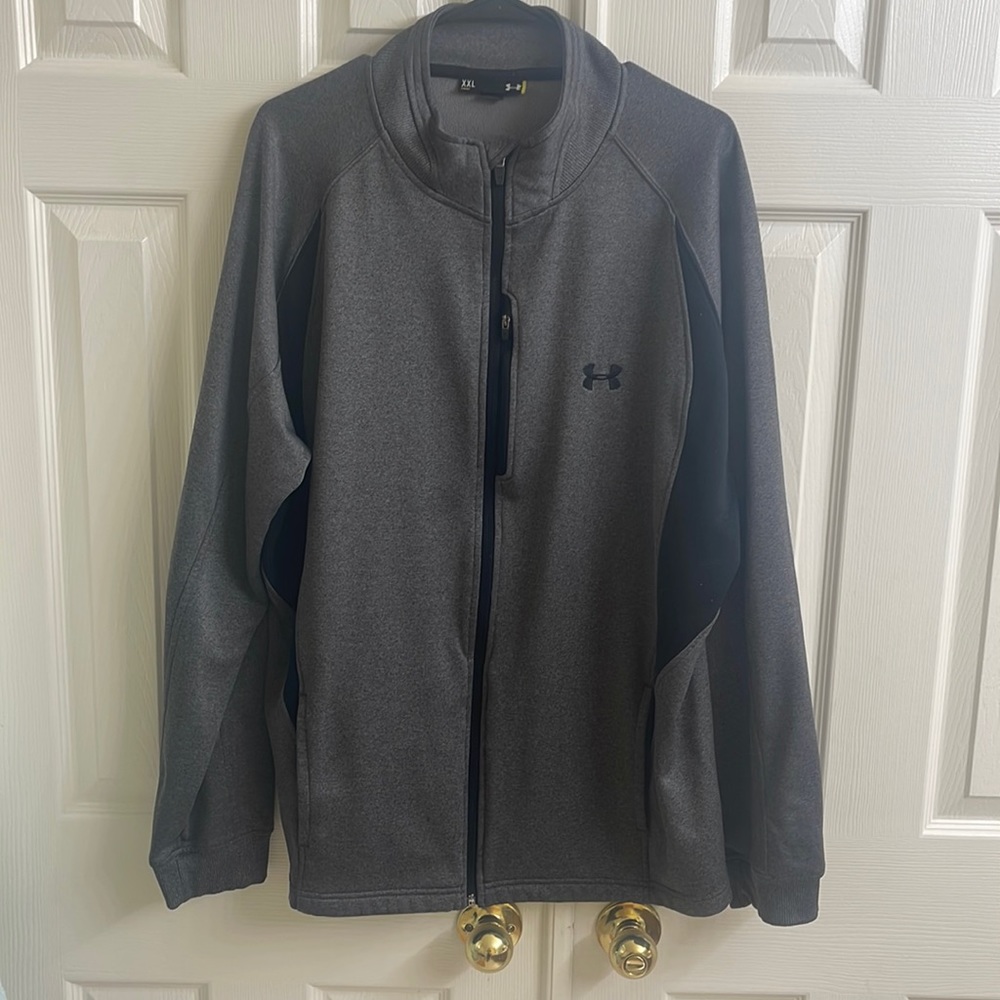 XXL Under Armour Full Zip sweatshirt with front pocket in Dark Gray/Black Clean